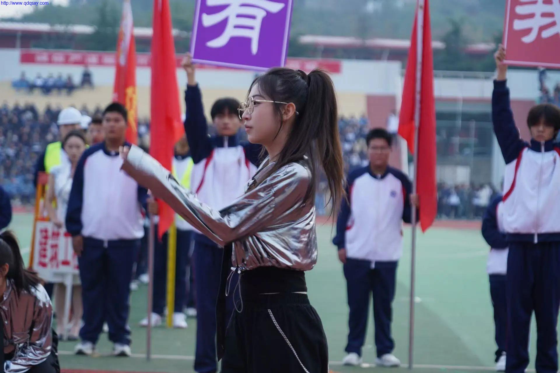 少妇性BBB搡BBB爽爽爽