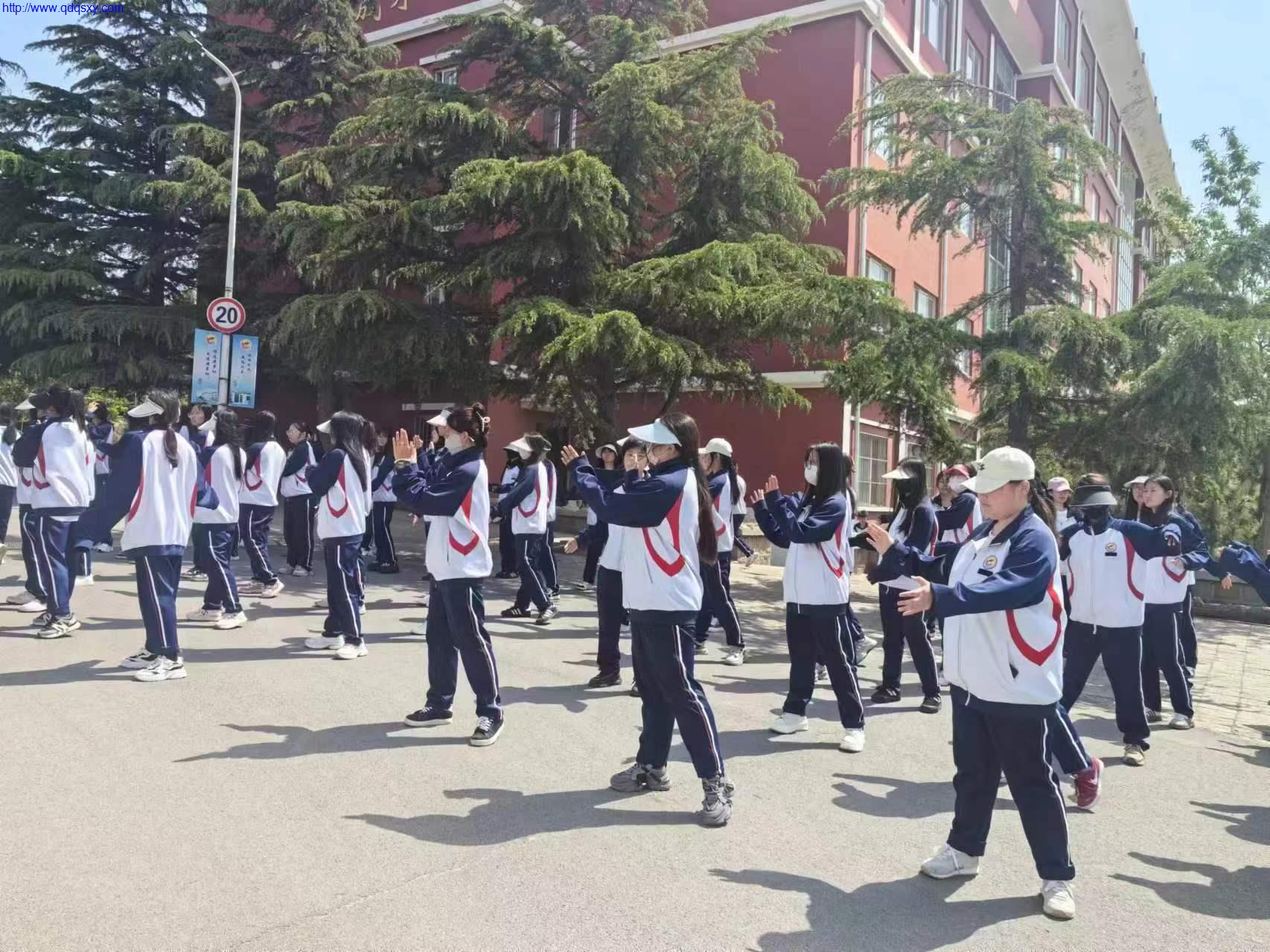 少妇性BBB搡BBB爽爽爽