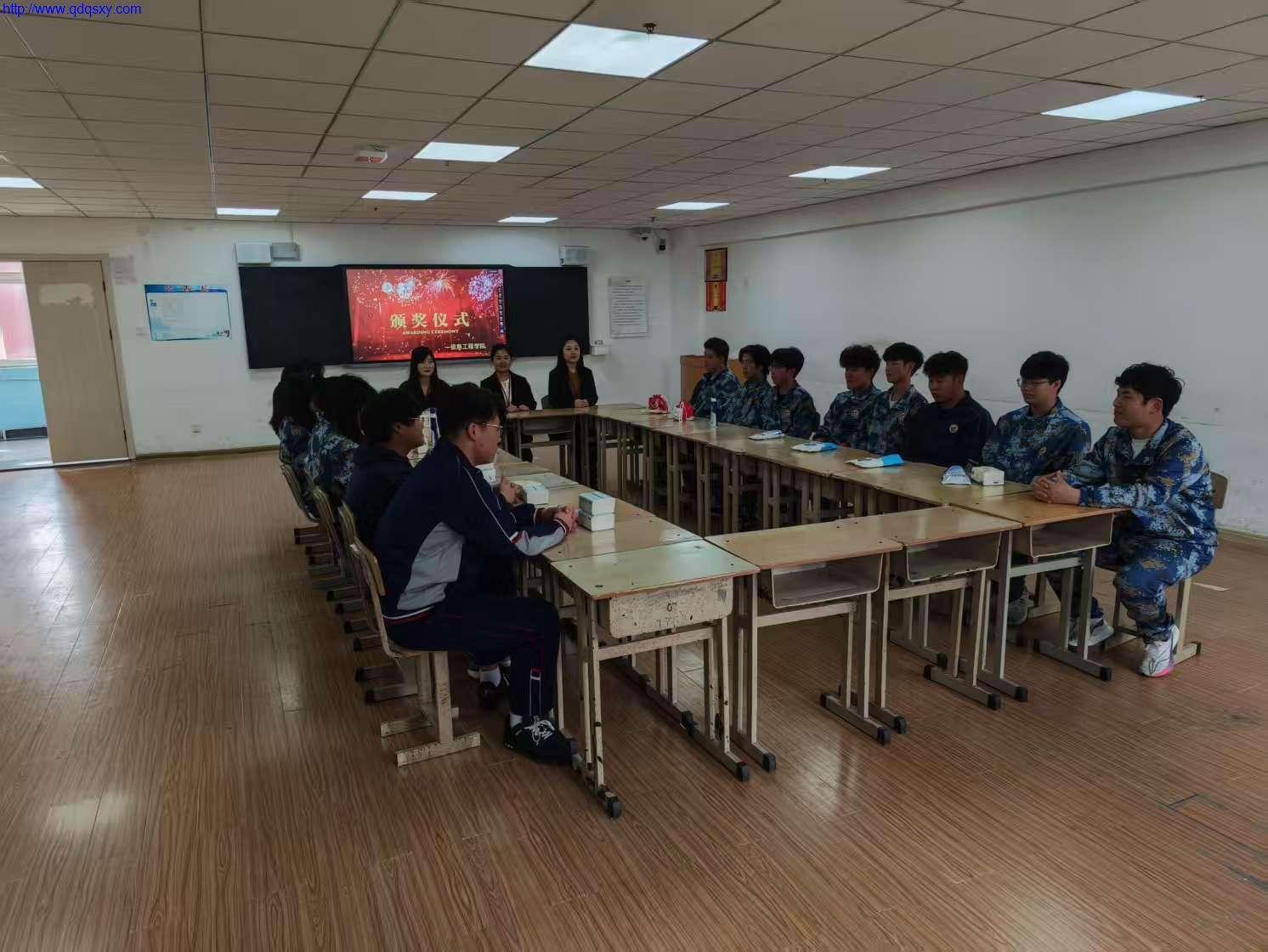 少妇性BBB搡BBB爽爽爽